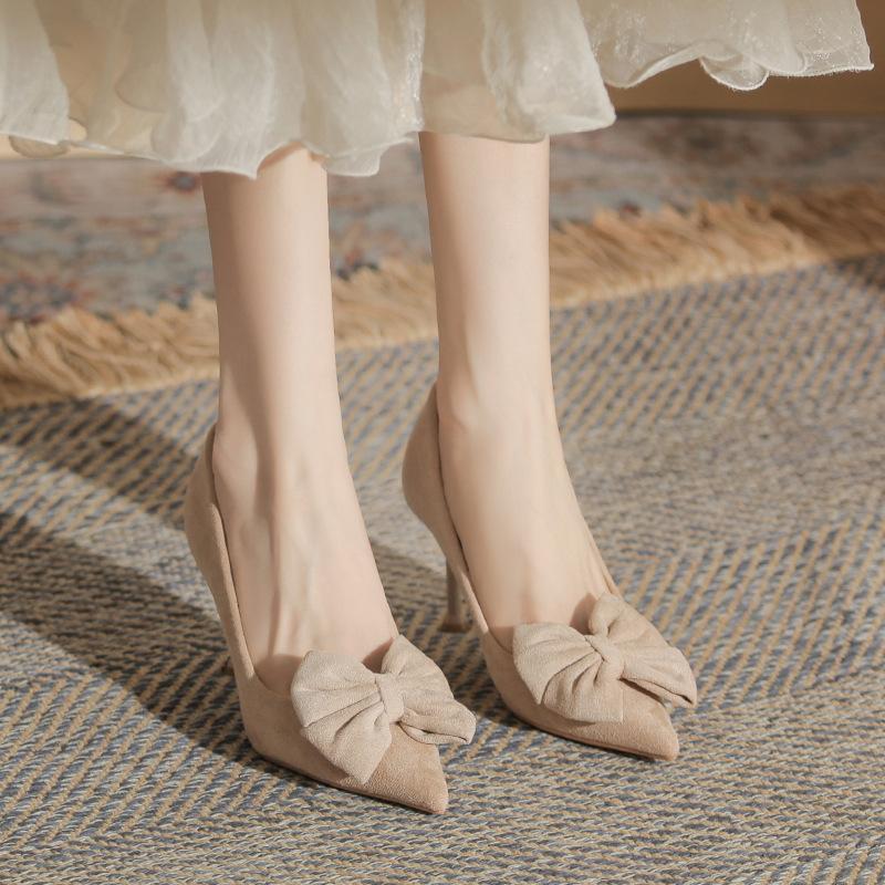 - Pointed head, light mouth, stiletto, classic women's shoes, head flower black suede, apricot, versatile high heels, single shoes.