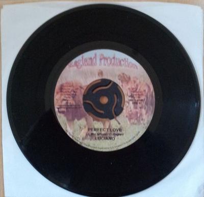7inch Record LUCIANO - Perfect Love NONE Ragland Product 2007 Jamaica Reggae, Ska & Dub Used