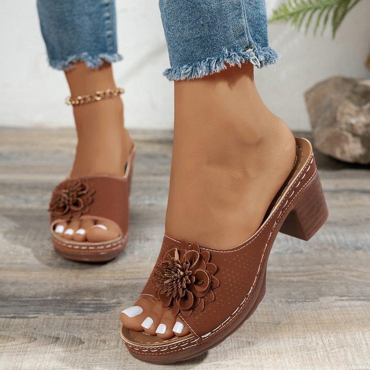 New High-heeled Flip-flops and Casual Shoes