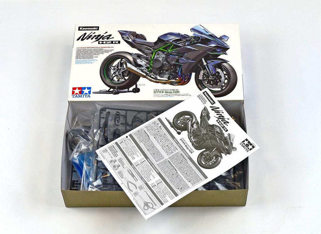 Motocykl Tamiya série Kawasaki Ninja H2R plastový model 14131 1/12 č.131