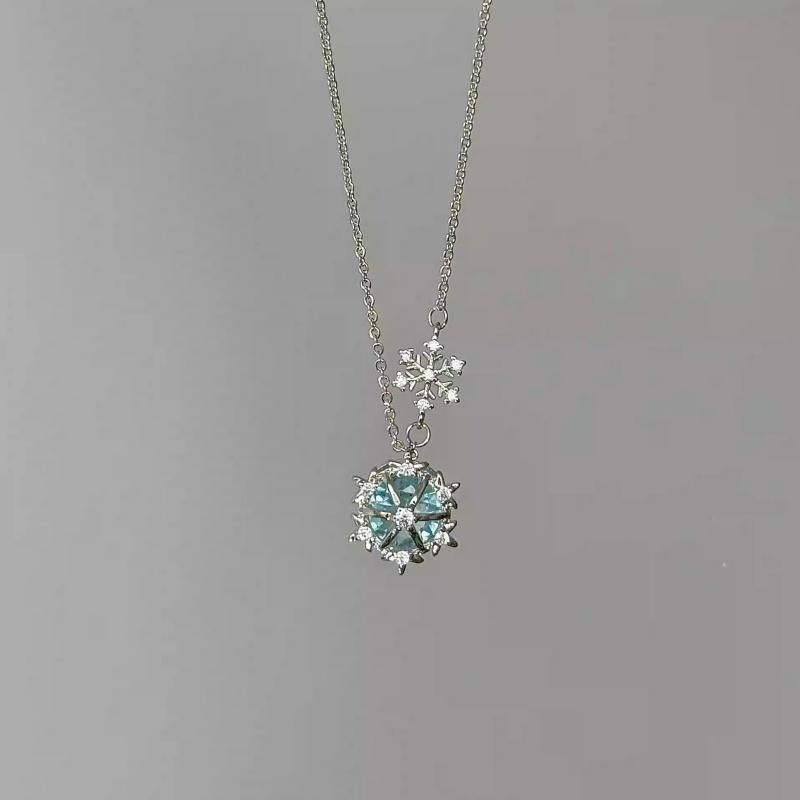 

Simple Blue Zircon Snowflake Pendant Necklace for Women Fashionable Personalized Daily Accessories Party Zircon Birthday Gifts