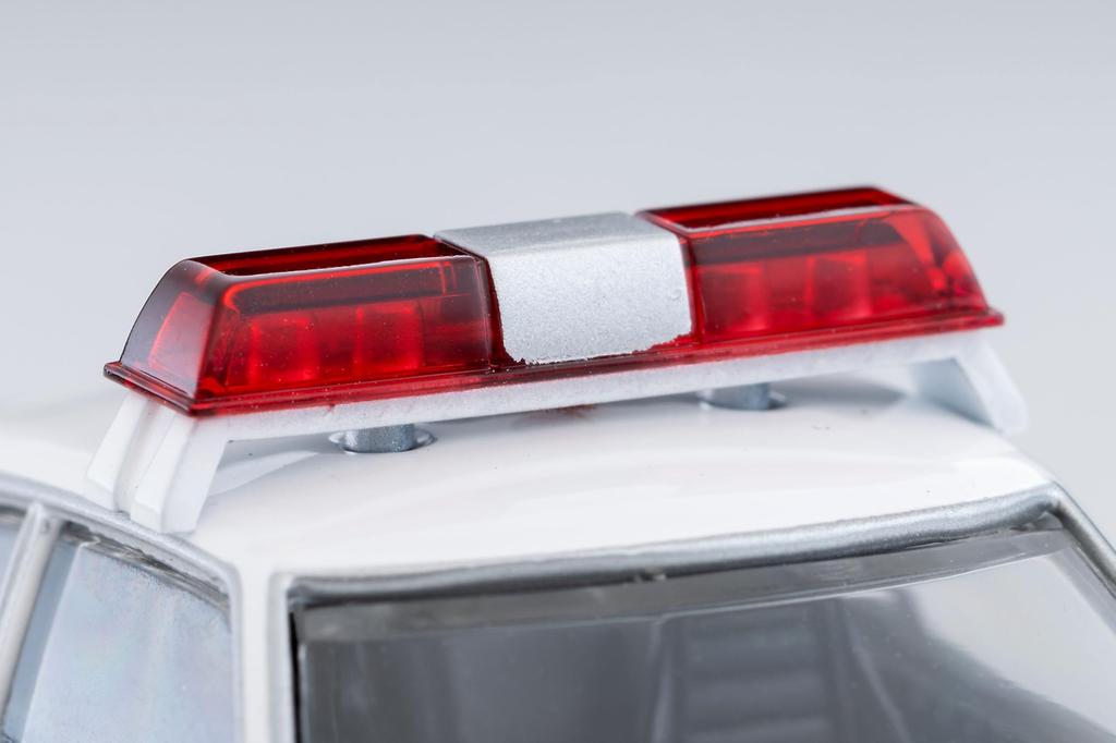 Tomytec Tomica Limited Vintage Neo Metropolis 05 Nissan Fairlady Z 2by2 Patrol Car 336747 1/64 LV-N (Finished Model)