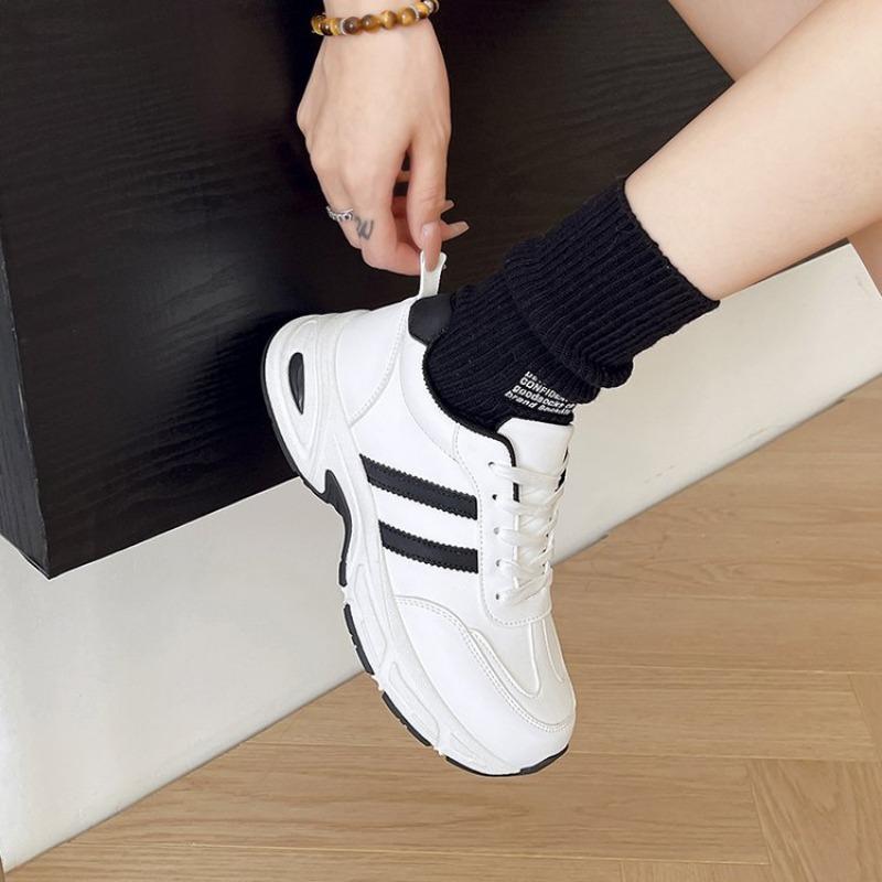 

Кроссовки осень и зима новые универсальные студенческие кроссовки на платформе, увеличивающие рост, повседневные кроссовки для папы женские 45