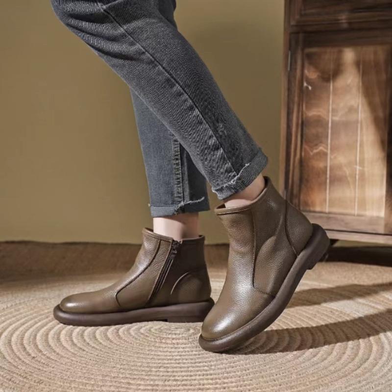 British Women's Boots Autumn and Winter New Versatile Shoes Mother Shoes All Soft Leather Square Heel Fashion Boots Inside and Out