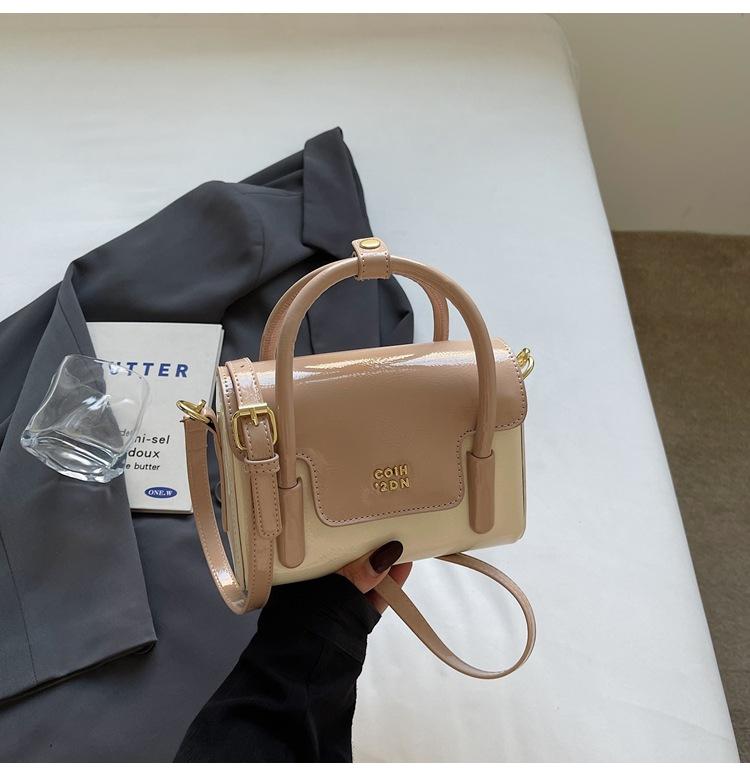 

2025 новая милая женская сумка легкая роскошная модная высокая текстура простая универсальная деловая сумка на плечо кроссбоди