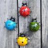 Mini kovový beruška brouk plotový věšák na zeď Ornament Socha Venkovní terasa Socha zahradní figurky pro domácí dekoraci
