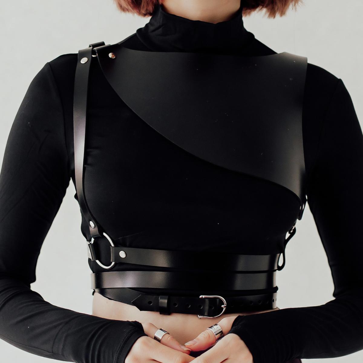 Yiran Sexy Lingerie Women's Leather Harness Vest: Adjustable Buckles, Punk Rock Fashion Accessory For Concerts 247Cm