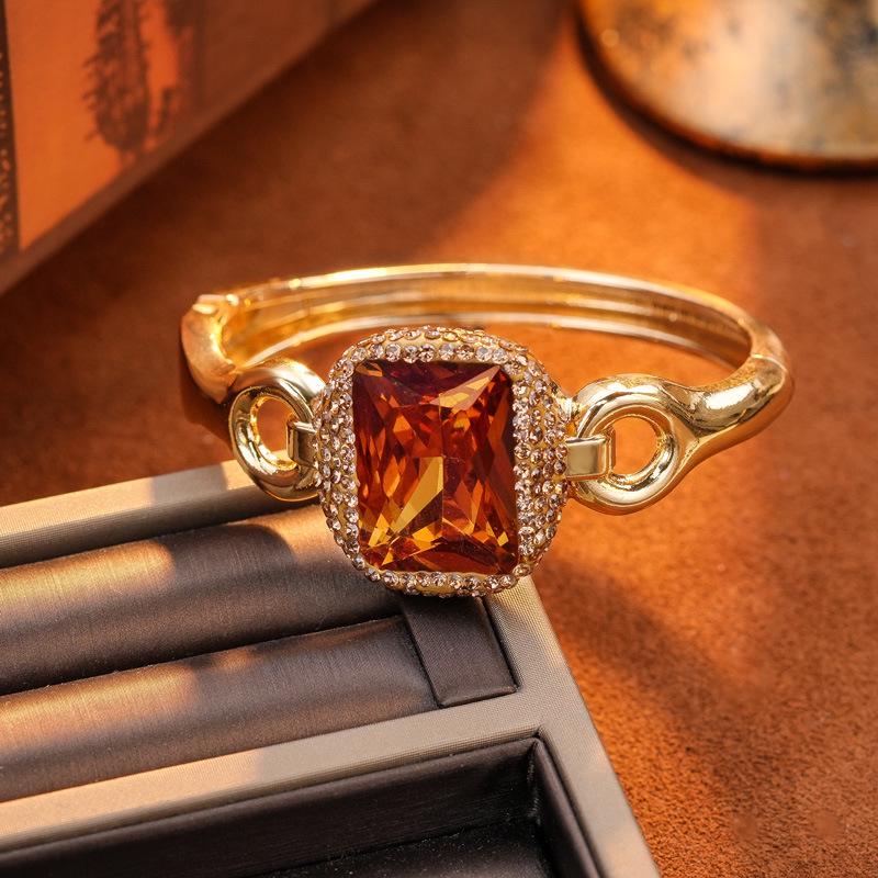 Sultanite Square Hinged Bracelet - Fashionable European & American Design with Natural Sugar Drops
