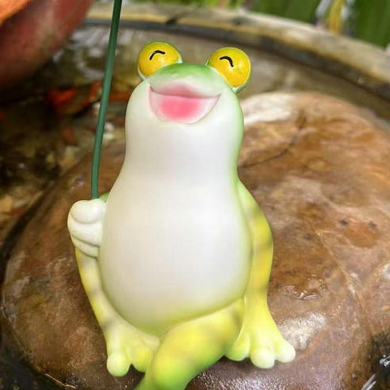 Handcrafted Frogs Garden Statue On Lotuses Leaf Suitable For Fish Tanks Garden Desktop Patios Tabletop Decoration Piece