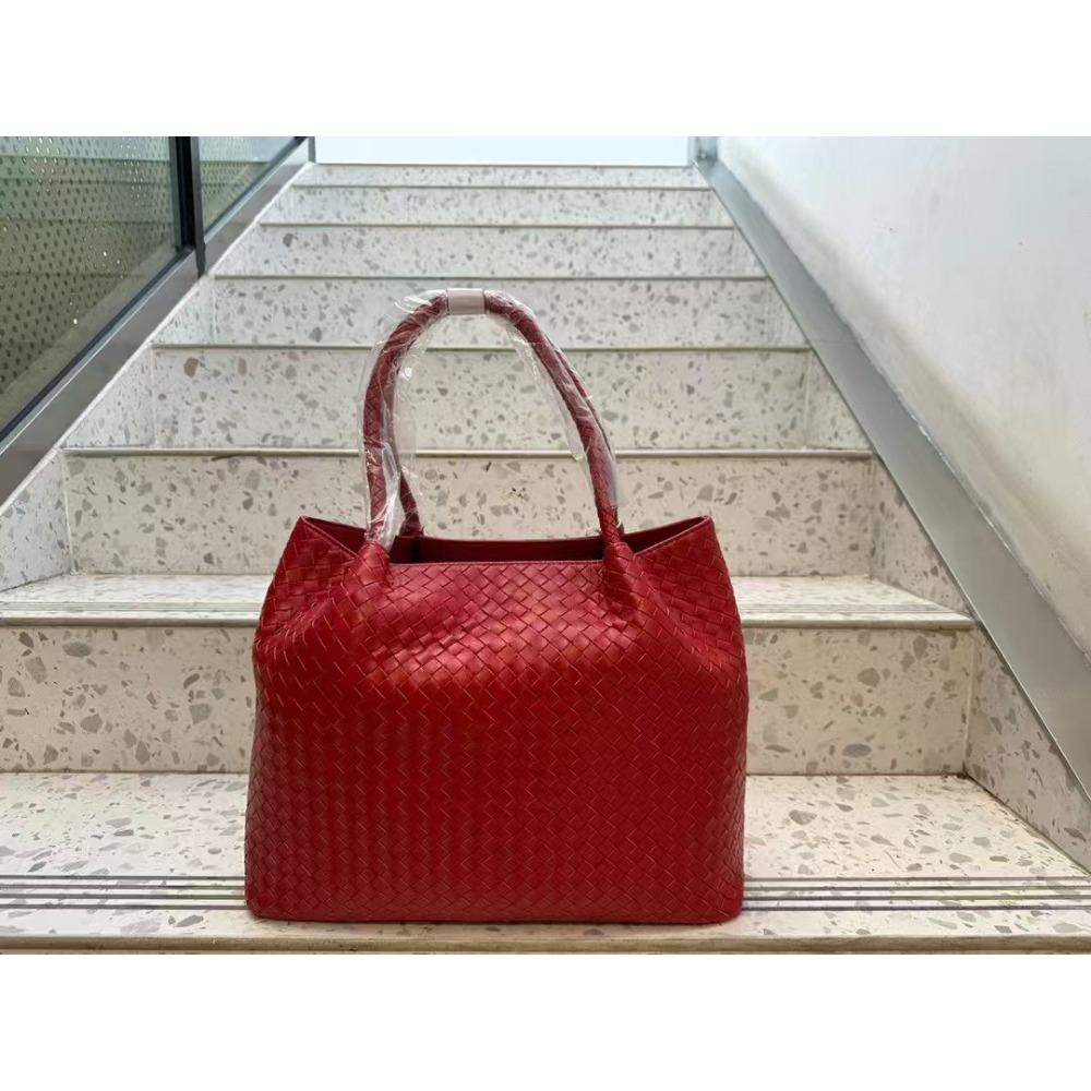 

Cross Border Новая женская сумка + натуральная кожаная женская сумка + cross-border Trend сумка через плечо с ручкой из плетеной ткани для мам 38mx13x30cm