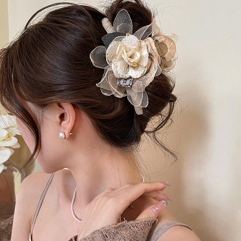 Small fresh and sweet mesh flower hair band grab clip French princess wind shark clip Mori Internet celebrity same jewelry women