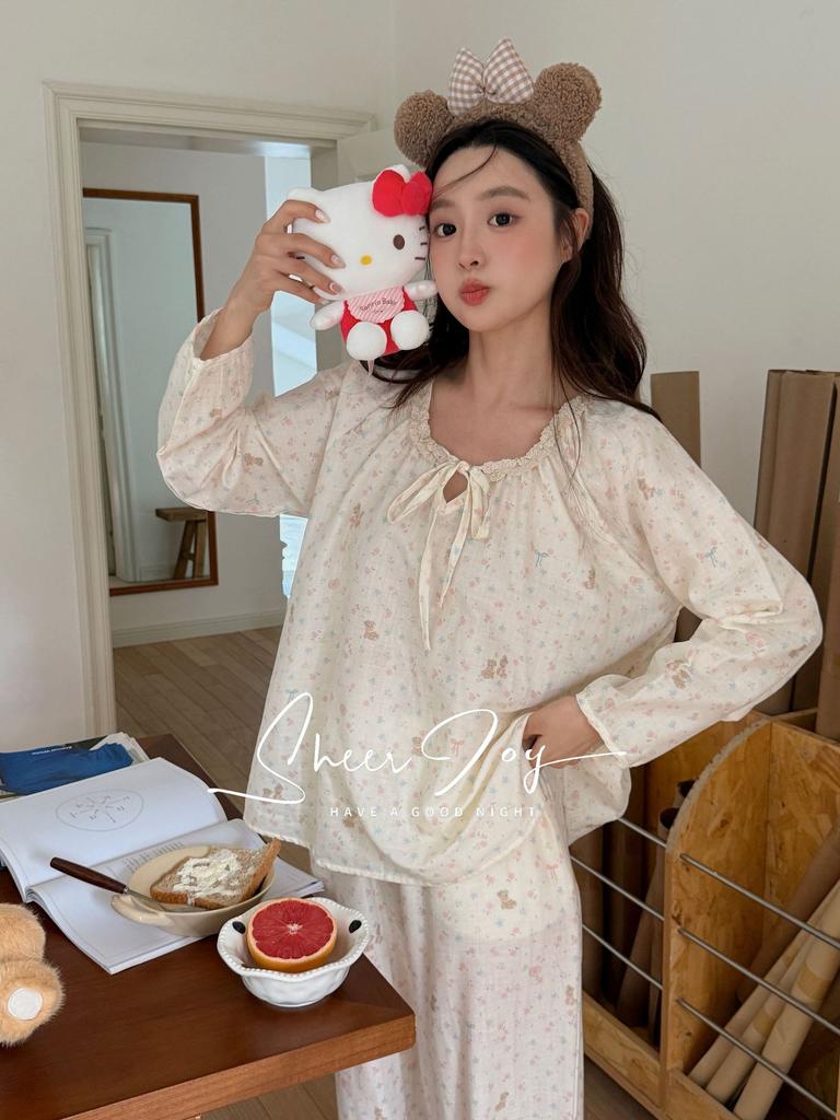 Cotton Crew Neck Comfortable Lace Up Lace Set Women's Loungewear Long Sleeves Pants Pompom Comet