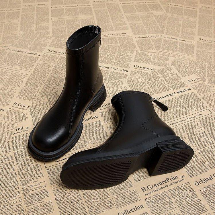 Women's Thick-Soled Chelsea Boots - Versatile British Style for Autumn/Winter 2025