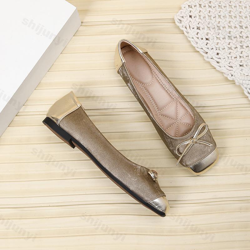 Fashion Butterfly Knot Design Square Toe Single Shoe Women's 2025 New Color Splicing Soft Versatile Flat Ballet Style Casual Dance Shoes