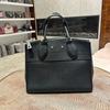 [Pre-Owned] City Steamer Logo Lock Leather Shoulder Tote Bag Medium - Very Good #RP3PI8
