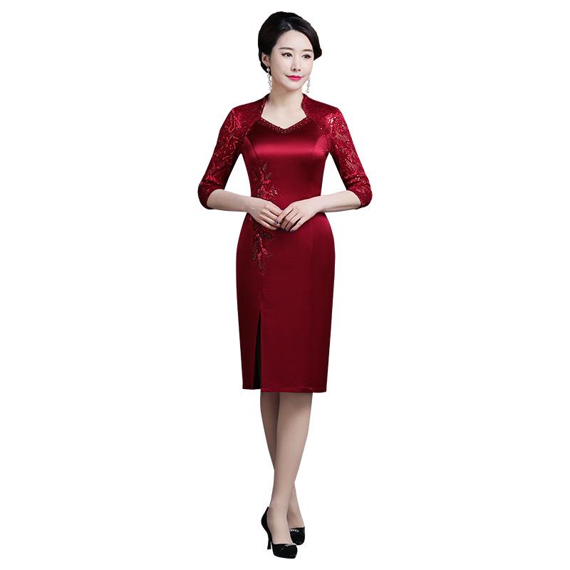 Summer Red Long Cheongsam Dress for Young Mother-in-Law at Wedding Banquet