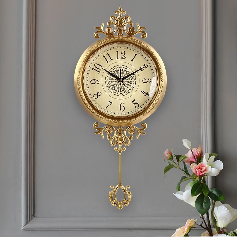 Metal Brass Living Room Wall Clock, a Modern Designer's Creative Decoration, American-style Silent Clock