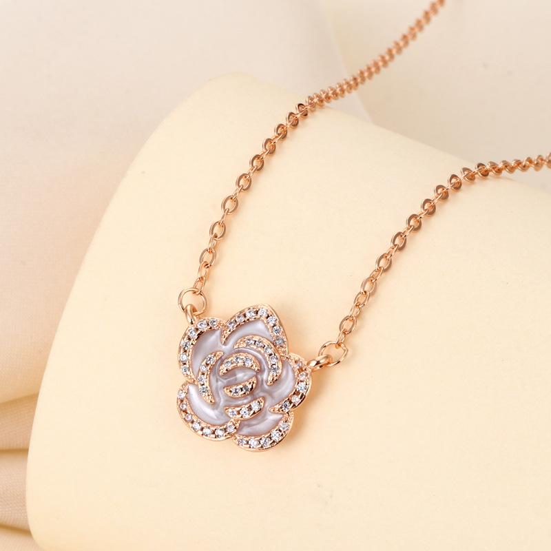 Xiaohongshu Full Diamond Camellia Necklace European and American Retro Style Ins Collarbone Chain