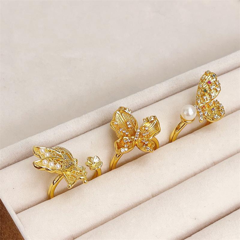 Mittelalterlicher hohler Schmetterling Bunter Zir*****Stiftring Gedrehtes Seil Retro Gebürsteter Zeigefingerring Persönlichkeit Nischenring Frau