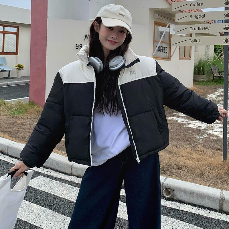 

Down and padded jacket short 2025 new Korean version of the bread jacket thickened color-blocking stand-up collar student winter jacket S чёрный