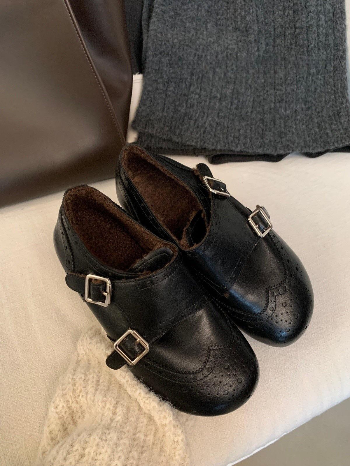 Брок маленькие кожаные туфли резные лоферы женские британский стиль маленькие кожаные туфли бархатные туфли 35