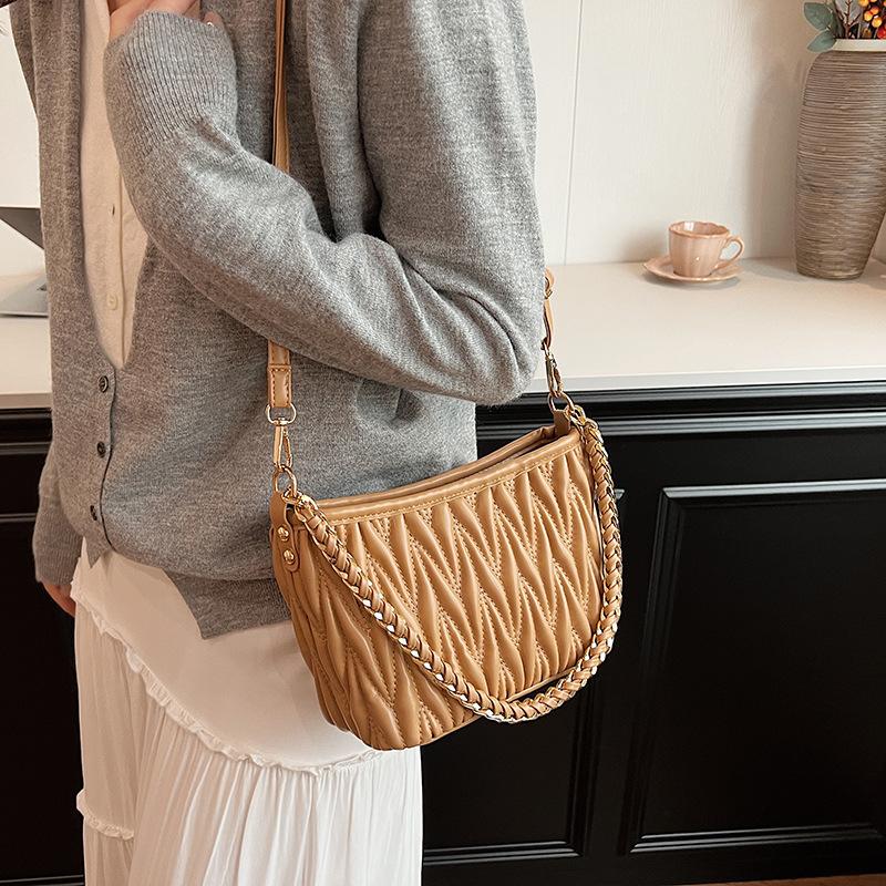 Summer high-end messenger small bag women's new pleated chain bucket bag shoulder handbag