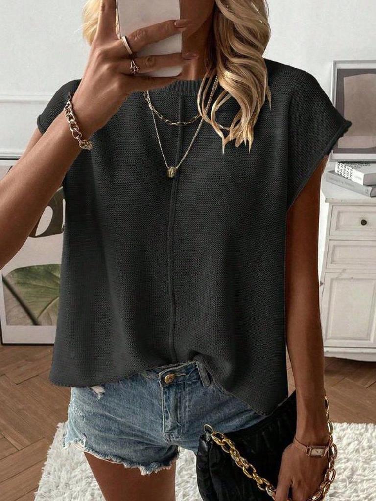 2026 Summer Women's American Style Streetwear: Solid Color Slimming Casual Trendy Sweater