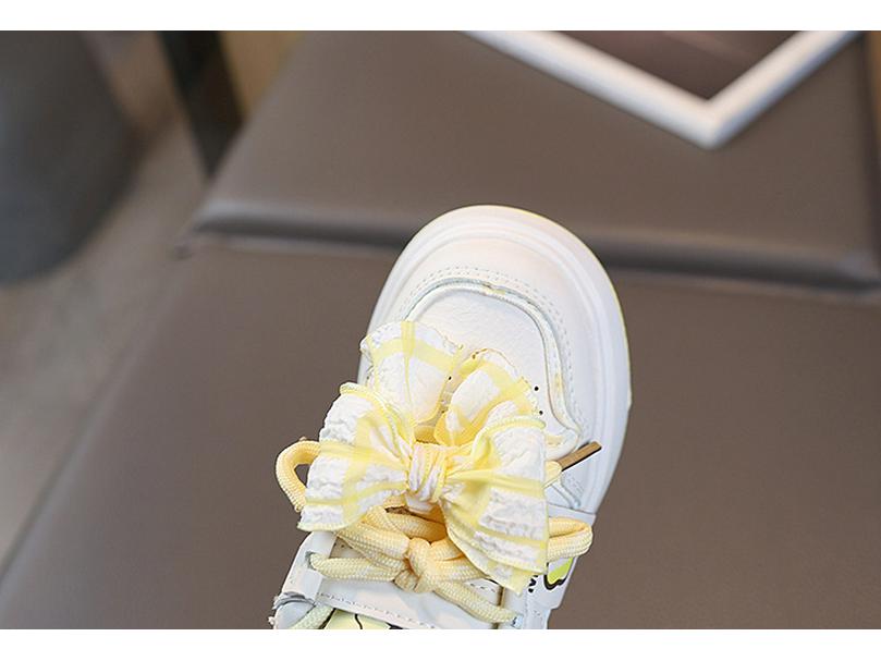 Spring 2025 Girls' Breathable Soft Sole Sneakers: Casual Princess Shoes for Middle and Big Kids