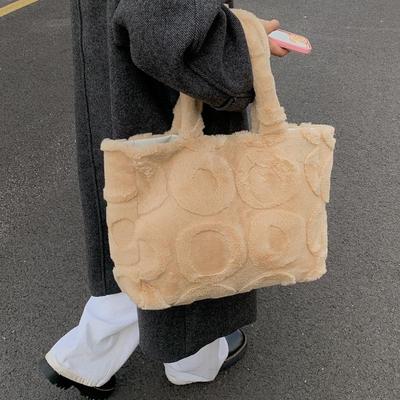 Women's Autumn/Winter Plush Tote Bag - Versatile Niche Design, Fashionable Texture, Perfect for Commuting or Shoulder Carrying.