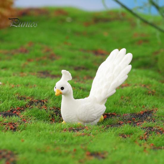 DIY Little House Peacock Ornament Decorative Realistic Hand-crafted Photo Props Display Mold Resin Garden Micro Landscape Home Decor Miniature Statue