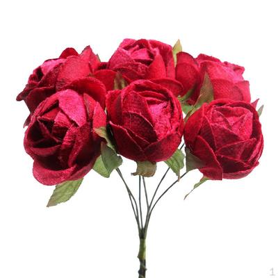 Decoração de casa – Flores e coroas artificiais