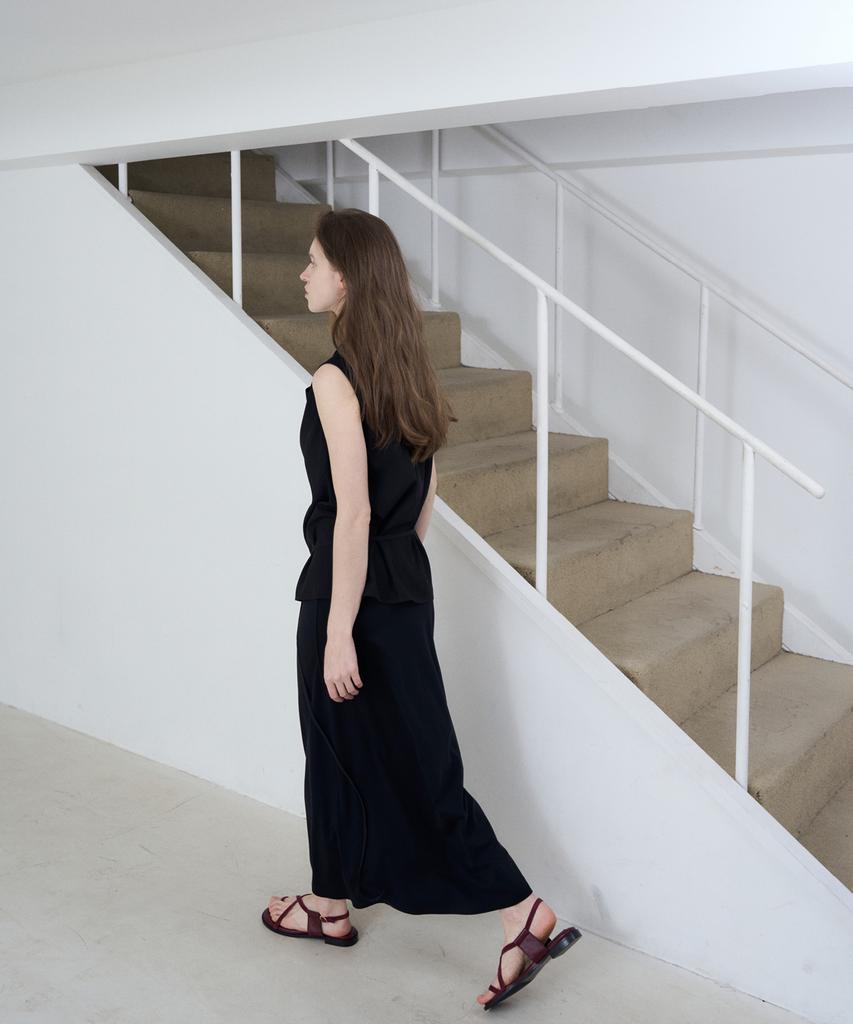 FROMWHERE Draped Sleeveless Top Black