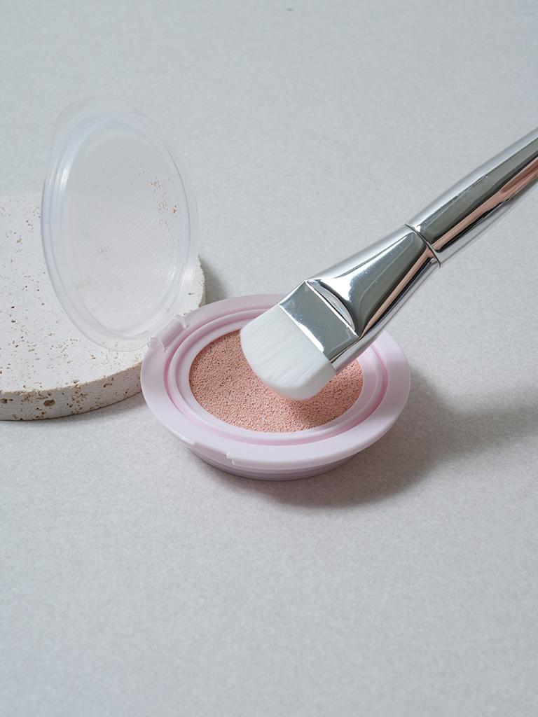 Daiso Seamless Finish Foundation Brush