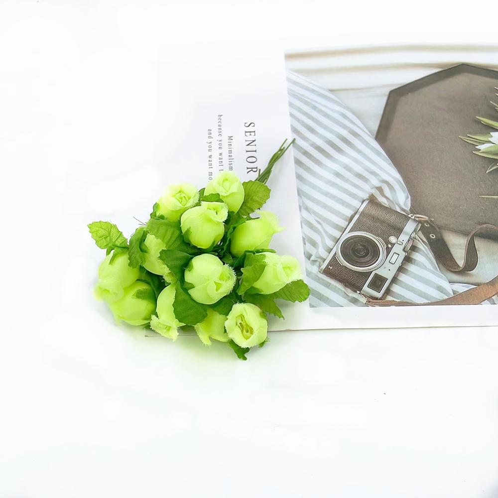 12 pz/lotto Fiori Artificiali Rosa di Seta Mini Bouquet Natale Casa Matrimonio Capodanno Fai da Te Decorazione Scatola Regalo Piante Finte