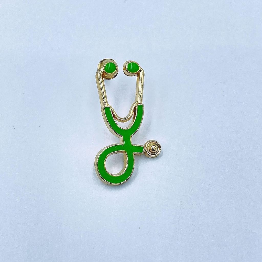 Spilla Medica per Medico e Infermiere Cartone Animato Carino di Fascia Alta: Spilla/Distintivo Decorativo per Foulard di Seta a Goccia d'Olio