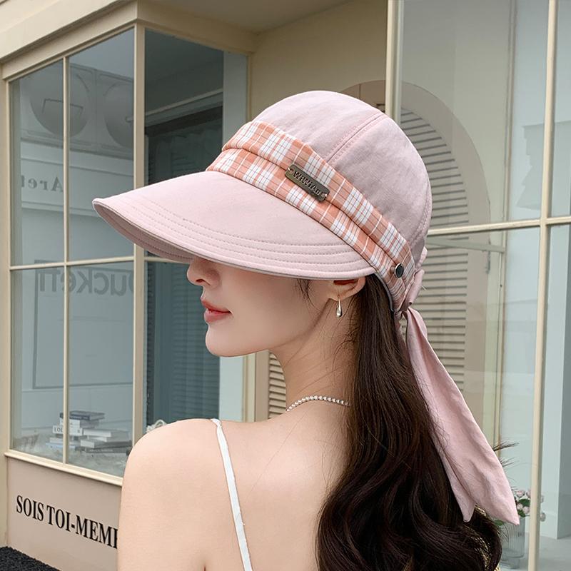 Spring and Summer Plaid Hat for Women's Outdoor Travel, Large Eaves for Shade, Can Hang Mask, Duck Tongue Baseball Cap