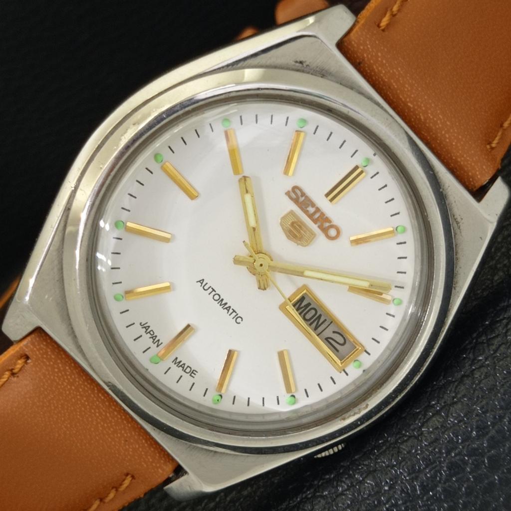 VINTAGE SEIKO 5 AUTOMATIC 7009A JAPAN MENS WHITE COLOR DIAL WATCH a702611-1 R209-a702611