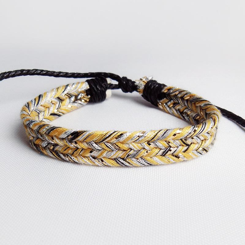 Handgefertigtes fünf-farbiges gewebtes Armband: Original japanisches trendiges Modeaccessoire