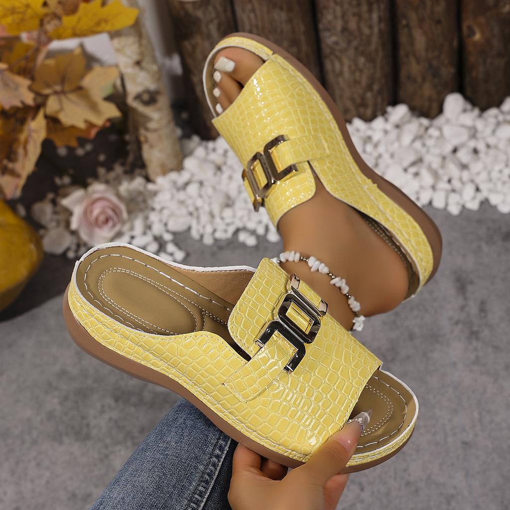 Mode Été 2025 Nouvelles Pantoufles pour Femmes Sandales Plates Décontractées Tendance 2025 Chaussures Slingback Femme Plateforme Compensée Sport Pantoufles Slides Femmes