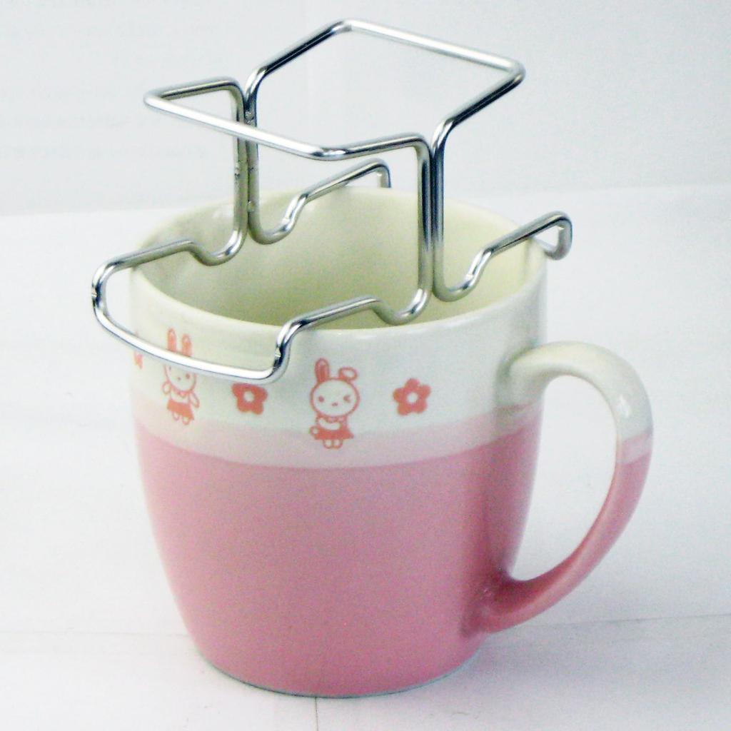 Takei Ukibutsu Seisakusho Drip Bag Holder, 18-8 Stainless Steel, Tsubame-Sanjo, Made in Japan. Keeps drip bags from getting soaked in coffee for a