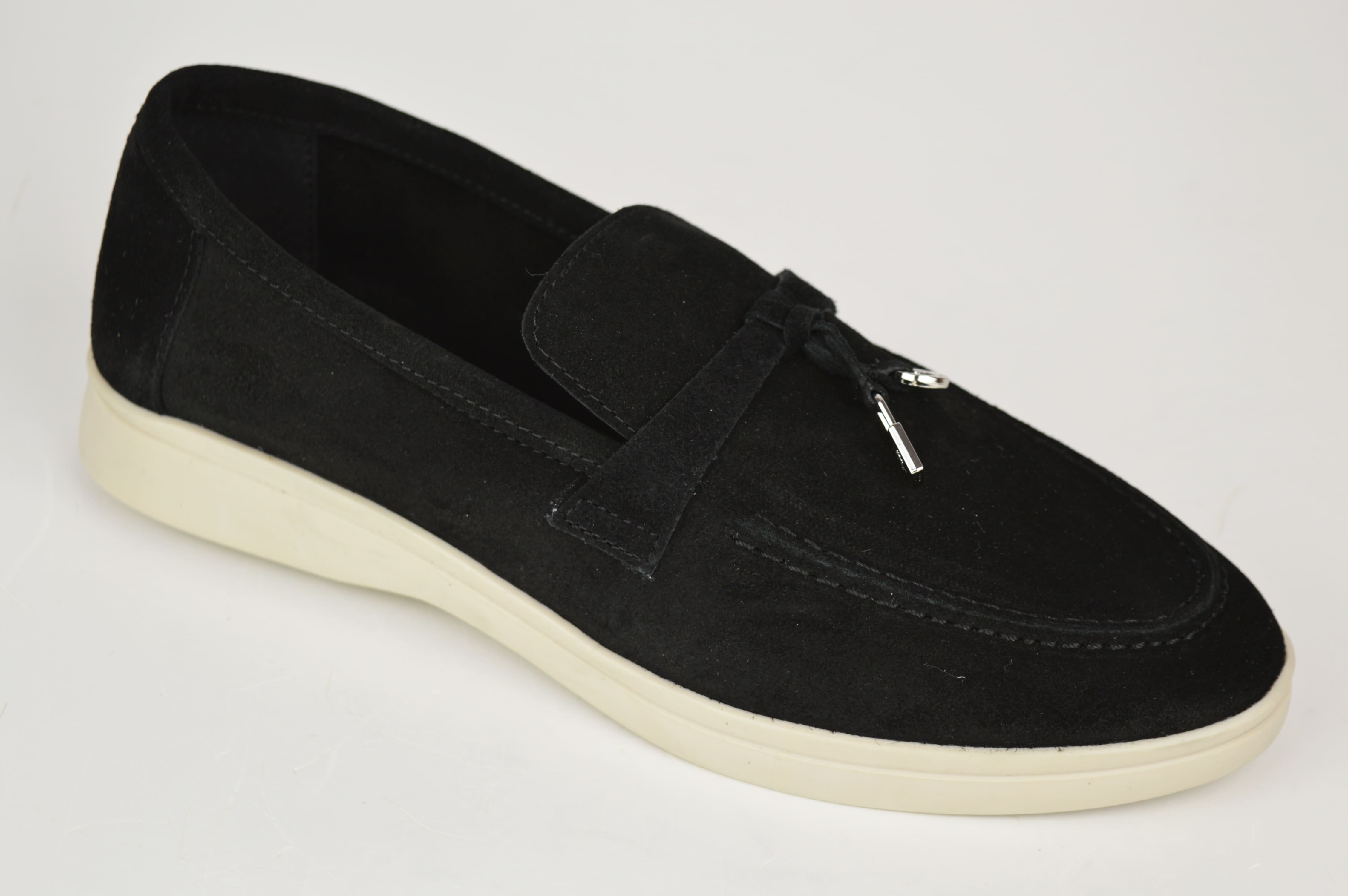 

Лофери жіночі Lonza 3041 37 Чорні замші 40 чорний