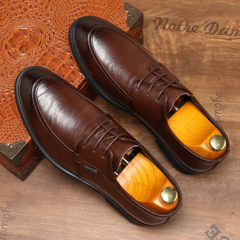 

Модные дизайнерские новые полые толстые подошвы мужские туфли Brock летние модные британские ретро туфли без застежек из мягкой кожи для мужчин 46