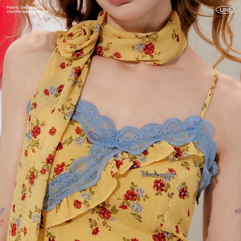 UNIFREE Retro Floral Lace Camisole with Scarf