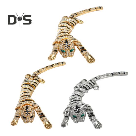 Spilla Spilla Strass Lucidi Intarsiati Forma di Tigre Distintivo Antiruggine Leggero Pieghevole Spilla Tigre Accessori Moda