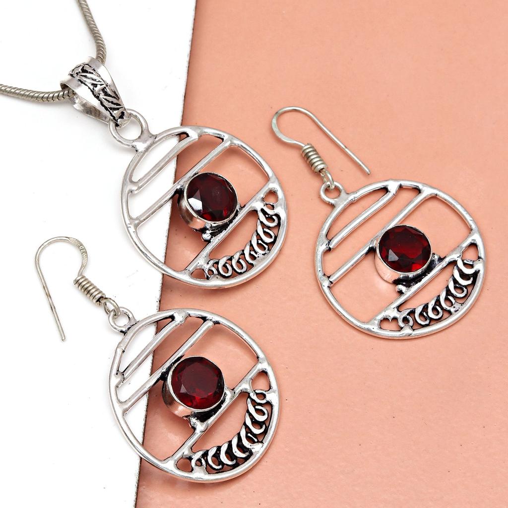 Pendant Garnet   Sterling Jewelry Gemstone Plated Gold Natural Red