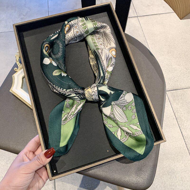 Korean Style Sweet Green Floral Butterfly Faux Silk Scarf - Women’s Versatile Spring/Summer Neck Scarf, 70cm Square.