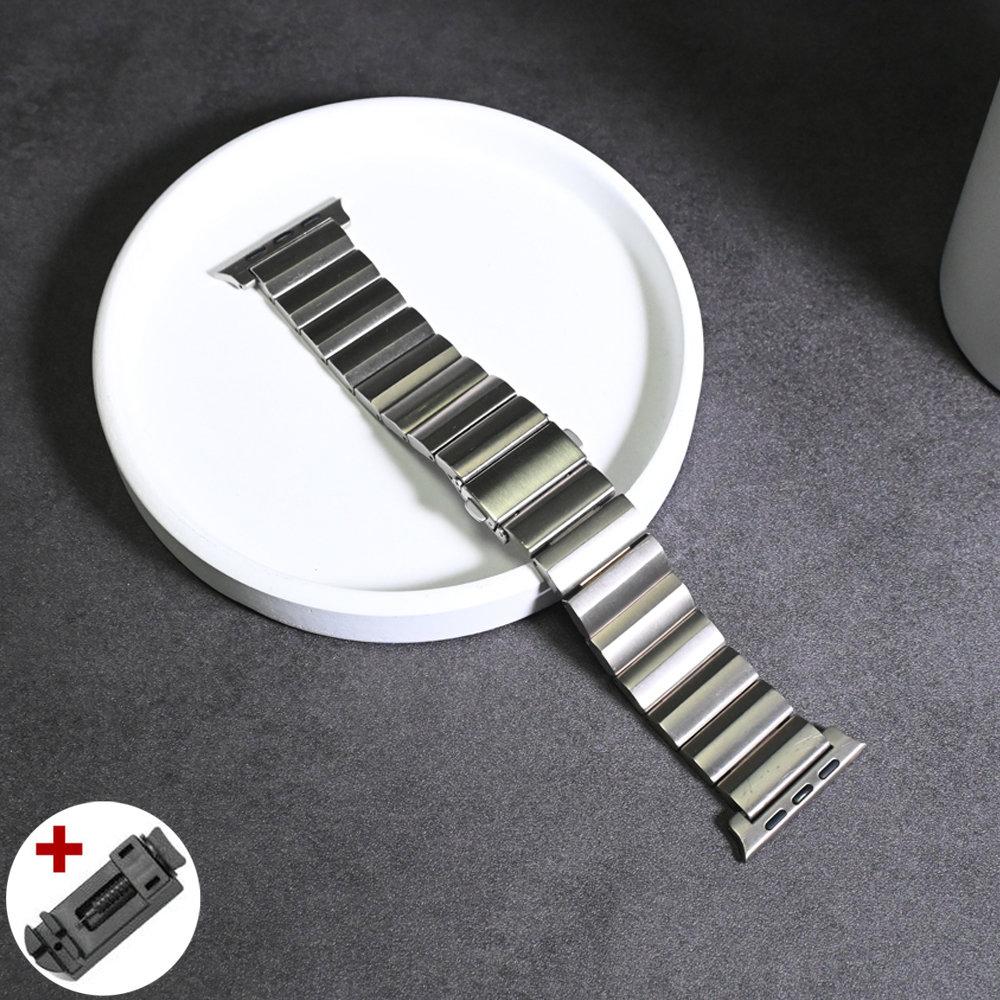 

Titanium Bracelet For Apple Watch Ultra 2 49mm Series 9 8 7 45mm Luxury Strap For iWatch 6 SE 5 4 3 44mm 42mm Mens Business Band for ultra 2 49mm срібний