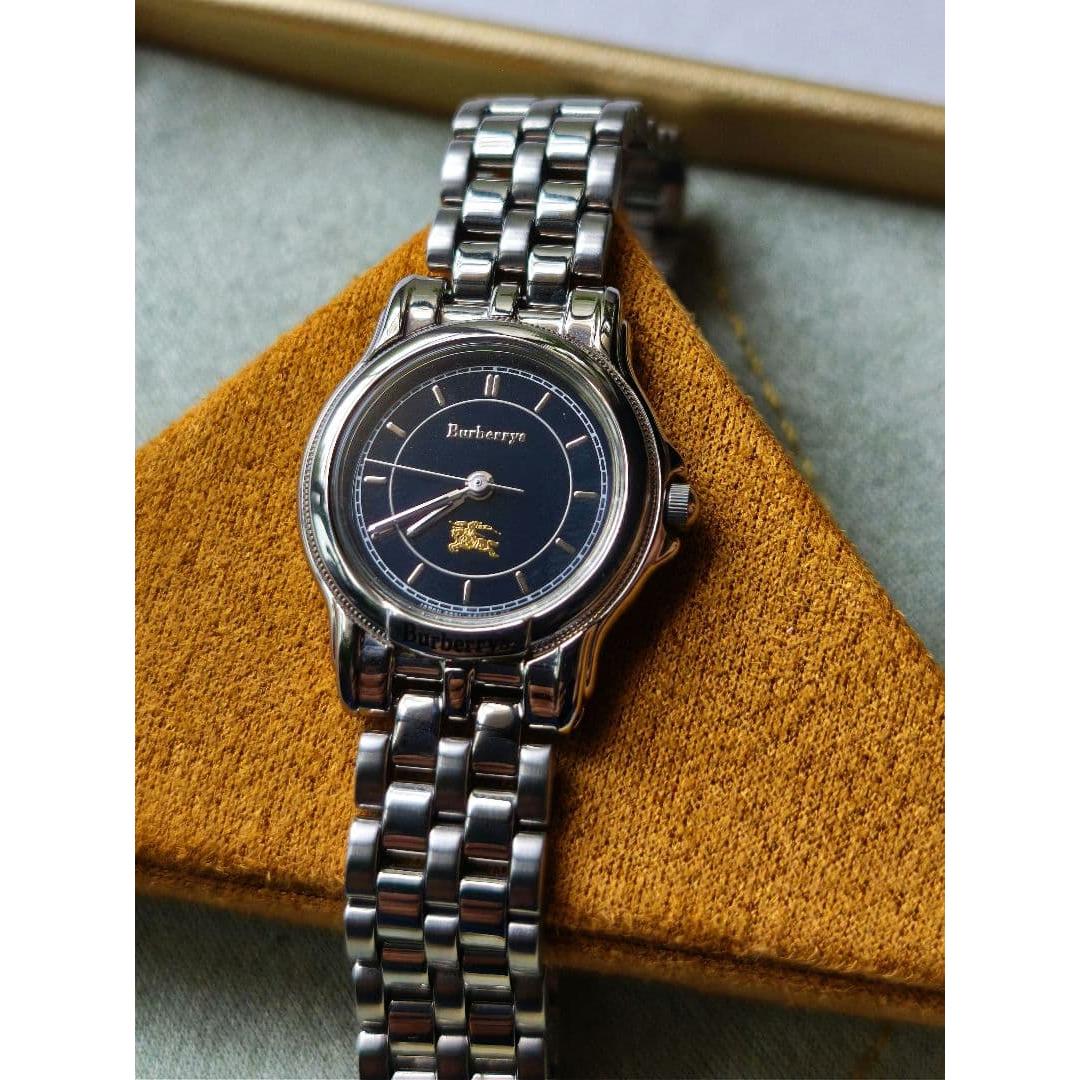 Used Real Estate Burberry 6031-G13443 Y Horse Logo Navy Dial Watch