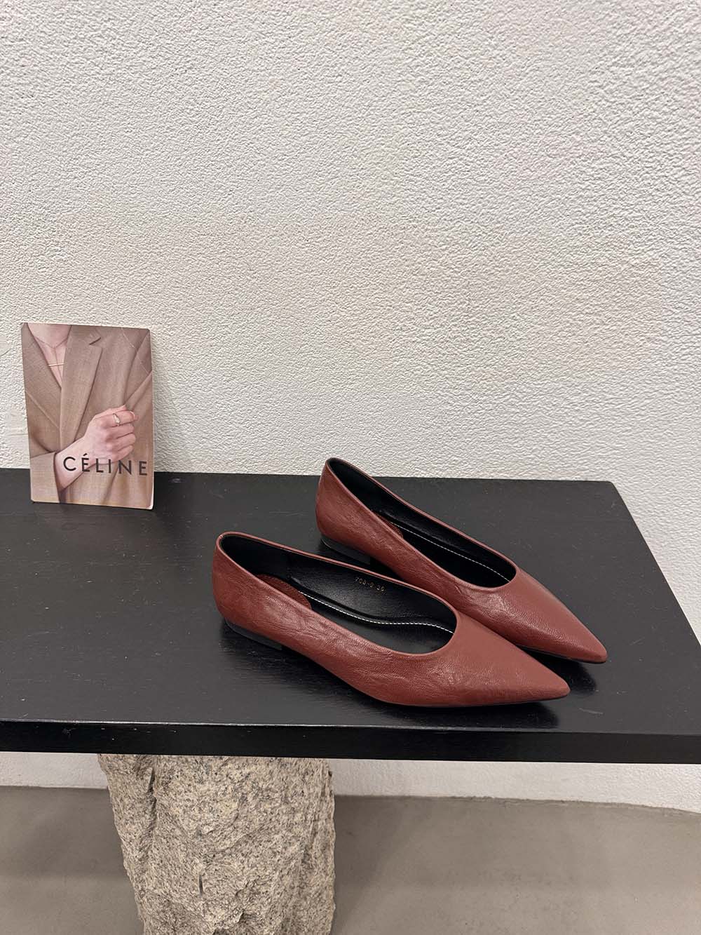 Модные женские туфли с острым носком 2024 года — фото 10