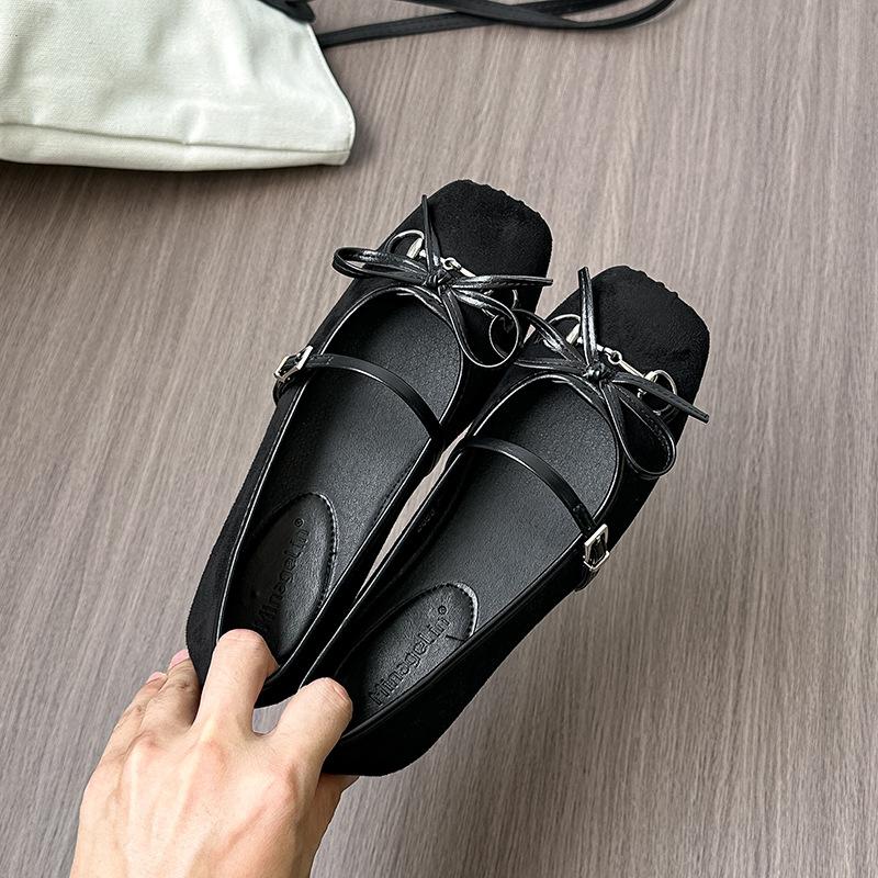 European and American flat bottom shallow mouth bow Mary Jane shoes women's casual square head shallow mouth flat bottom one word with ballet shoes